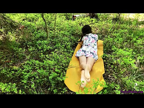 ❤️ Тиндердегі бейтаныс адам менің кискамды мастурбациялайды және орманда құмарланып жүреді Порно бойынша бізде ☑